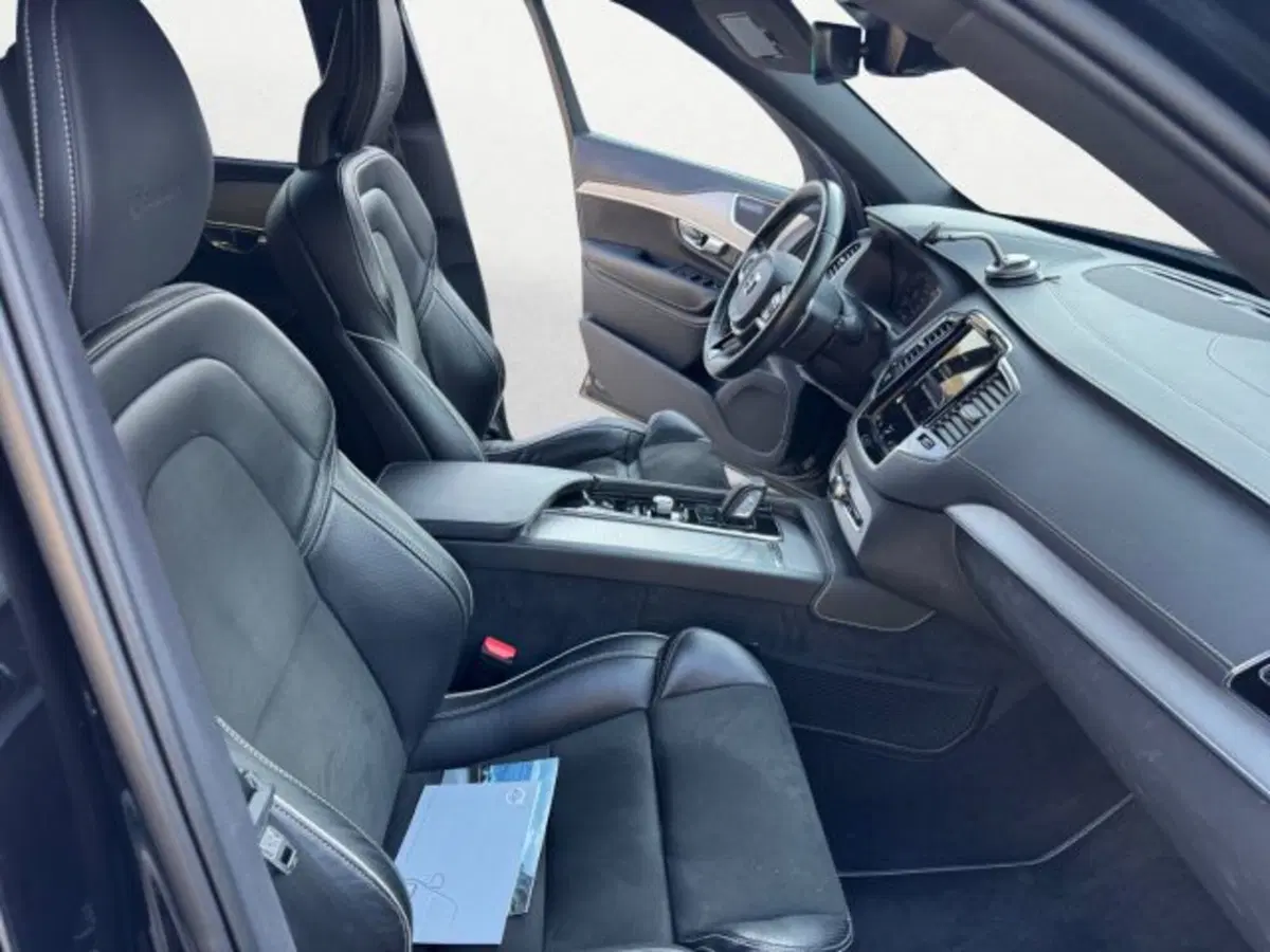 Volvo XC90 usata a Treviso (12)