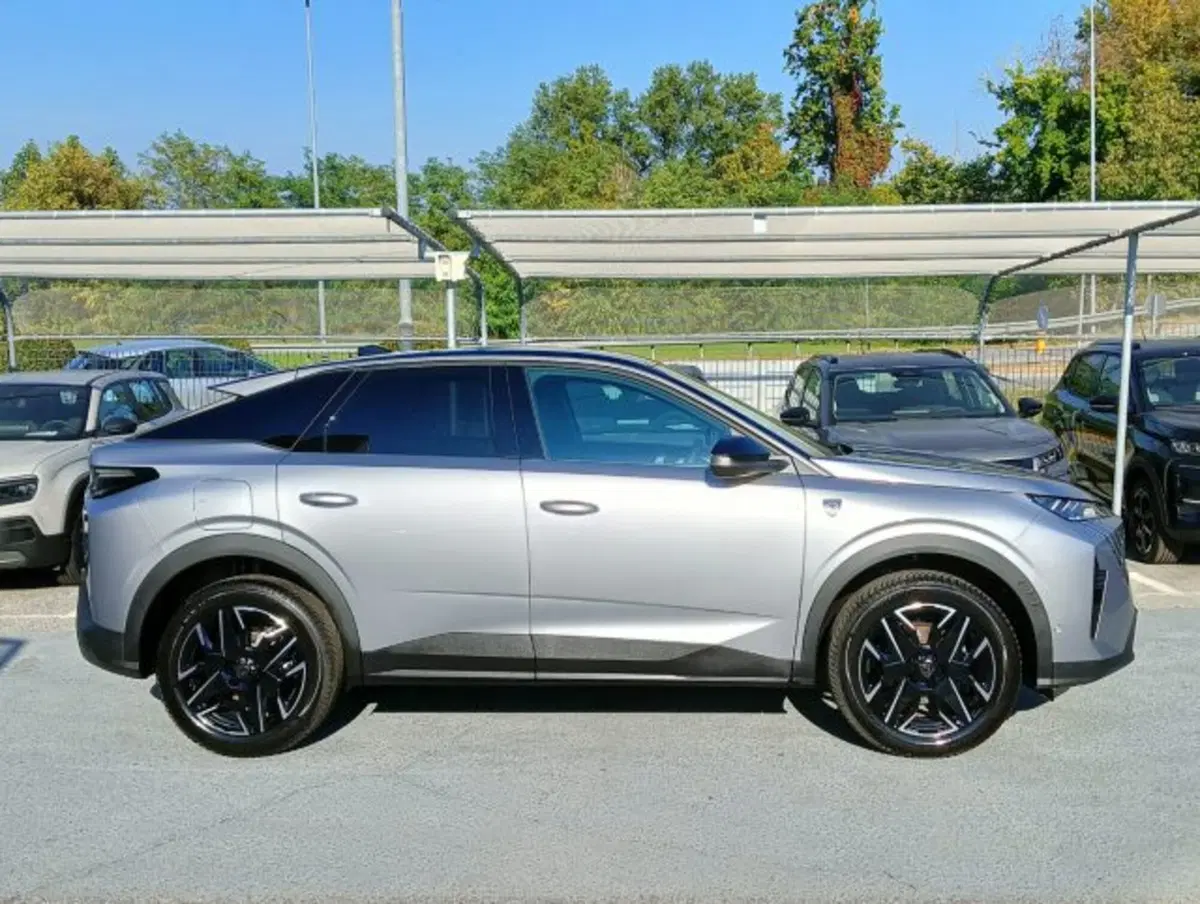 Peugeot 3008 nuova a Brescia (4)