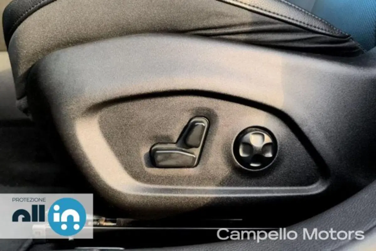 Jeep Compass usata a Venezia (18)