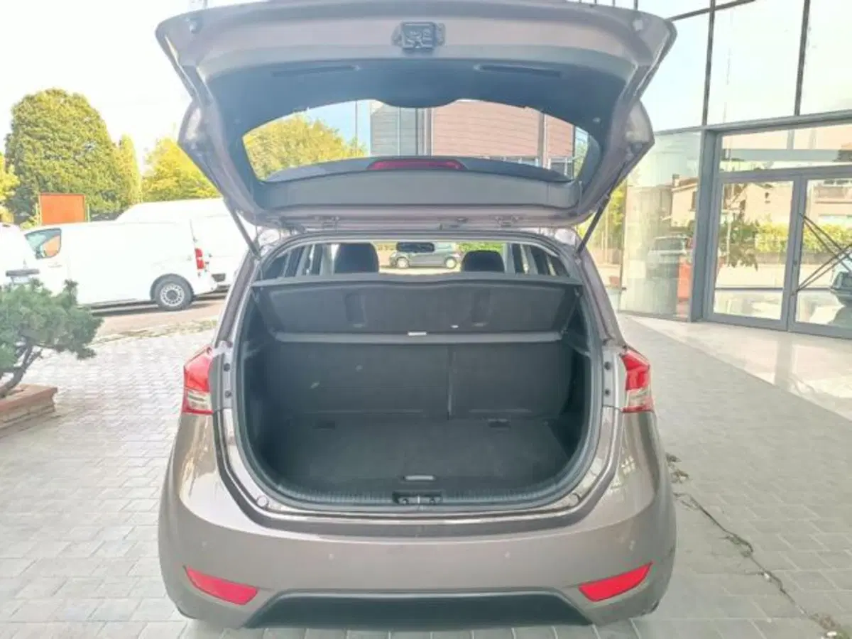 Hyundai ix20 usata a Pisa (14)