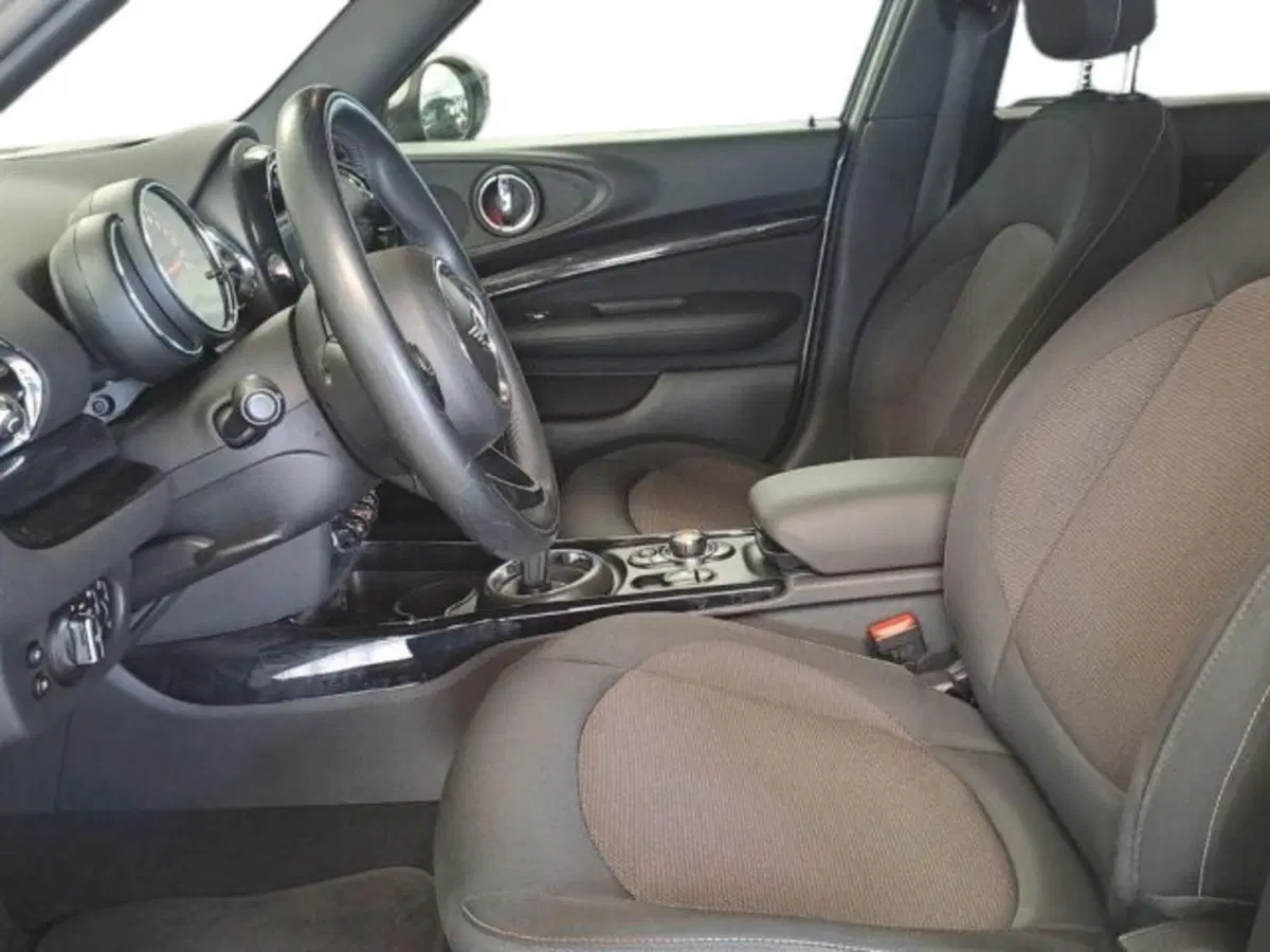 MINI Mini Clubman usata a Verona (9)