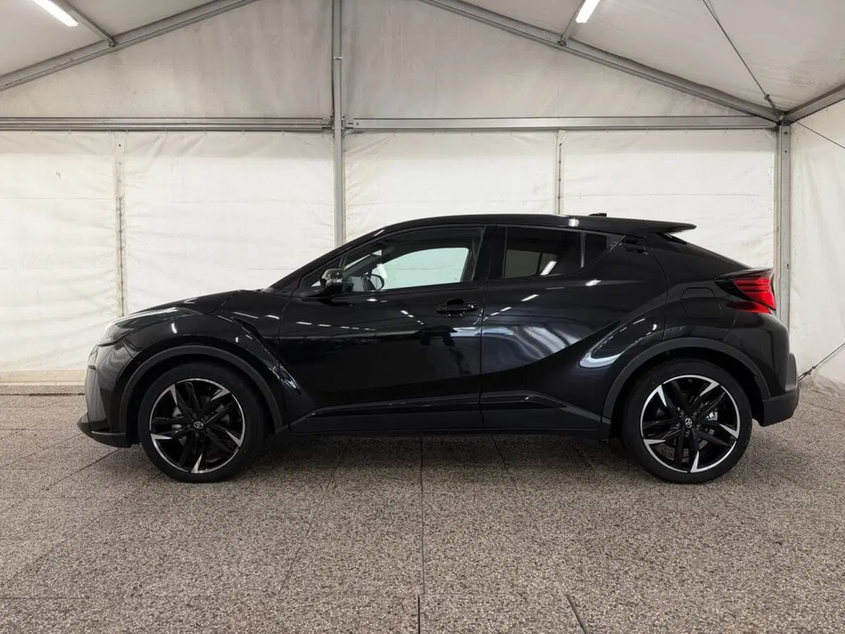 Toyota Toyota C-HR usata a Monza e Brianza (3)