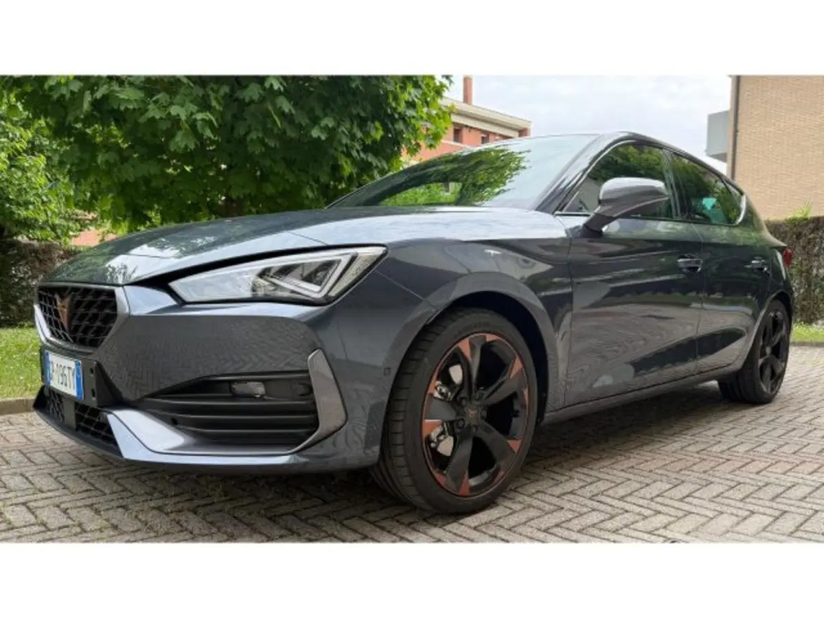 Cupra Leon usata a Vicenza