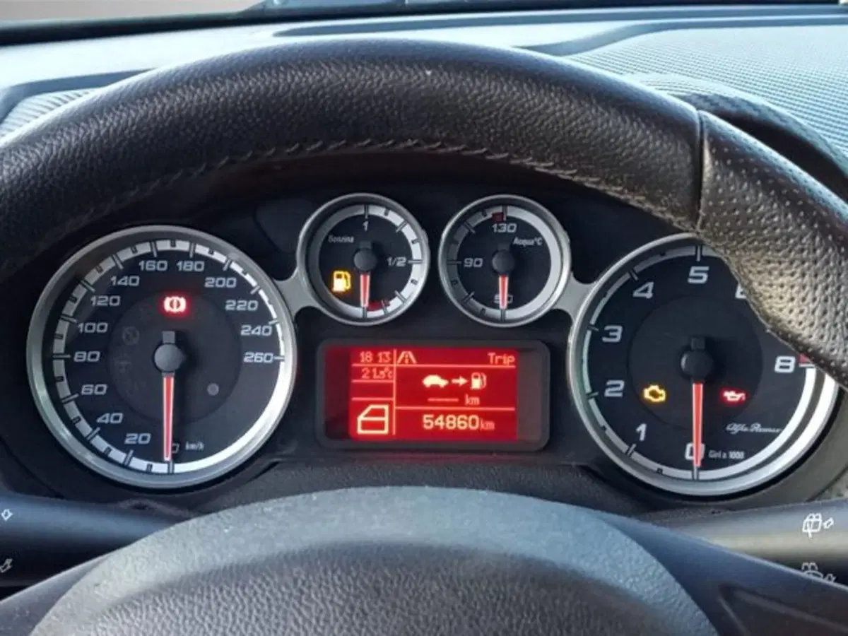 Alfa Romeo MiTo usata a Frosinone (13)
