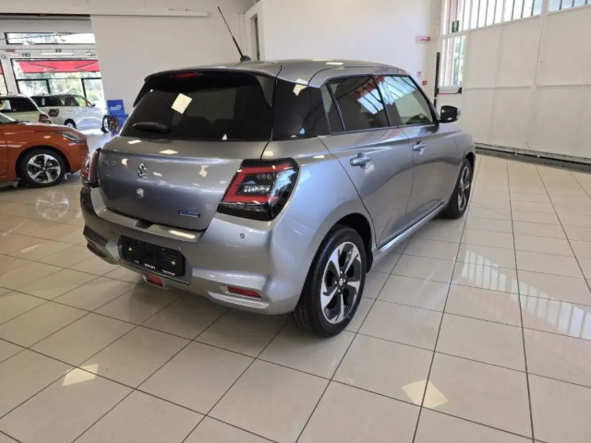 Suzuki Swift nuova a Reggio Emilia (6)