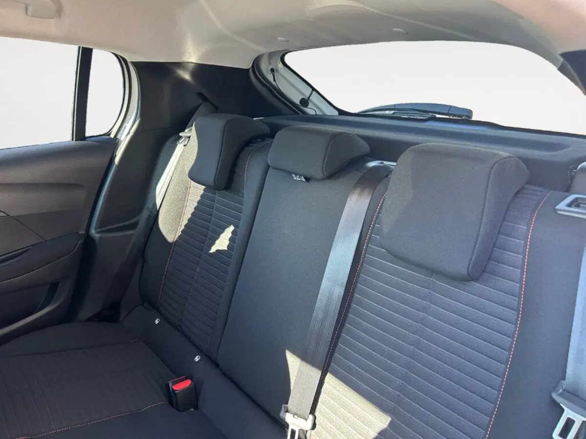 Peugeot 208 usata a Verona (8)