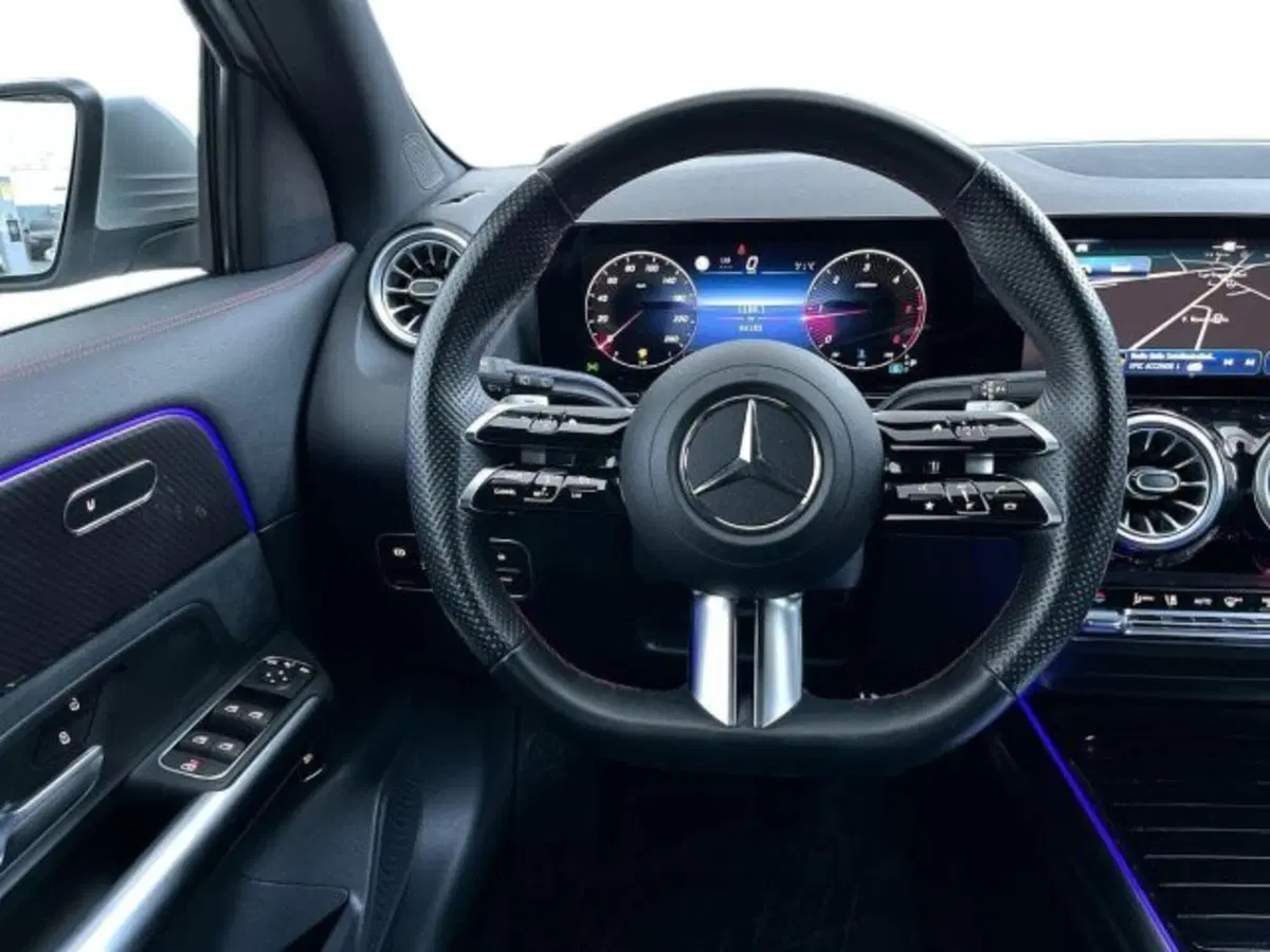 Mercedes-Benz GLA SUV usata a Verona (11)