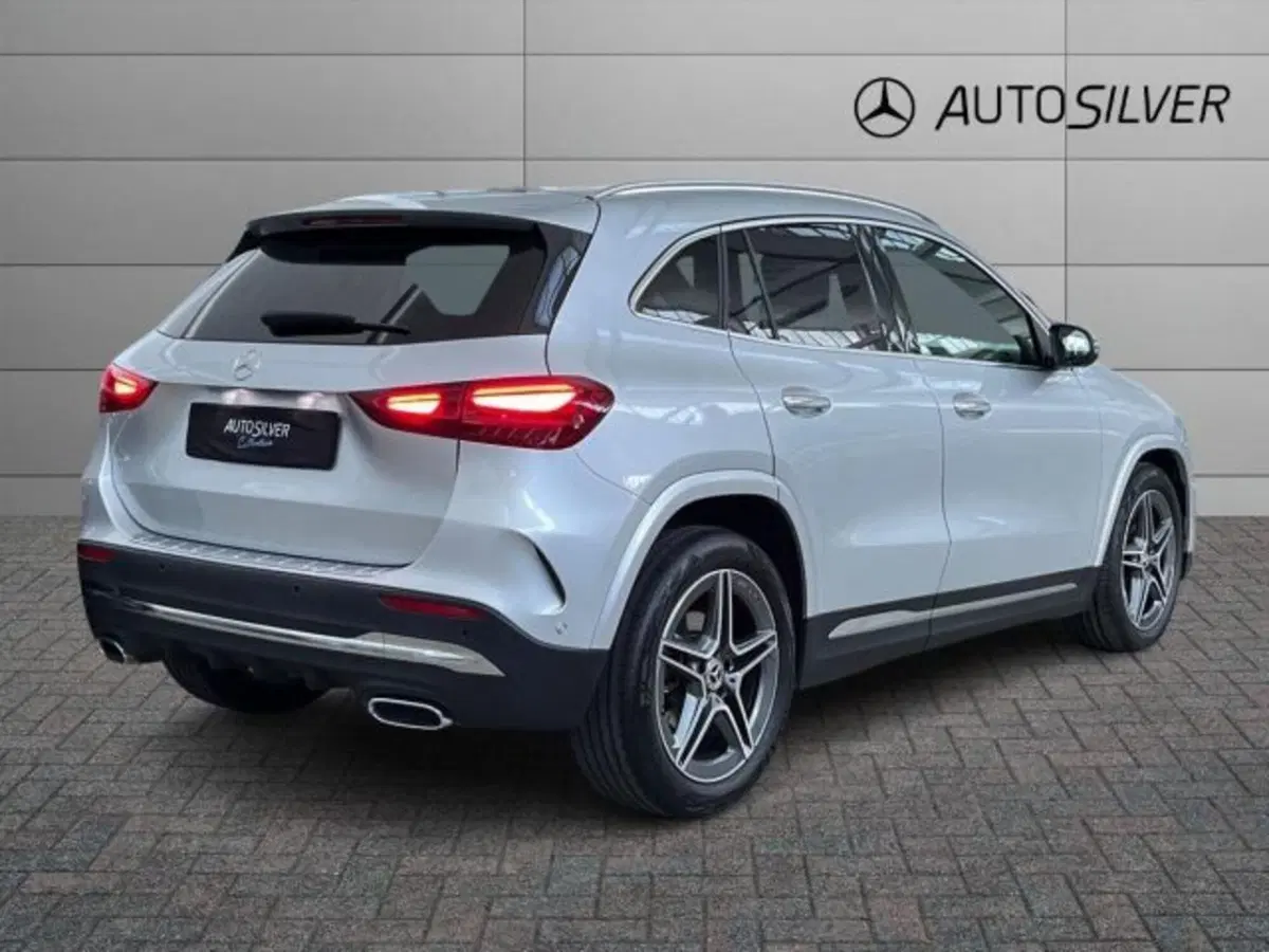 Mercedes-Benz GLA SUV usata a Verona (2)