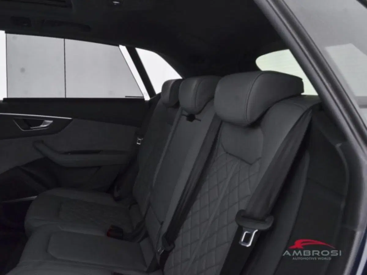 Audi Q8 usata a Perugia (10)