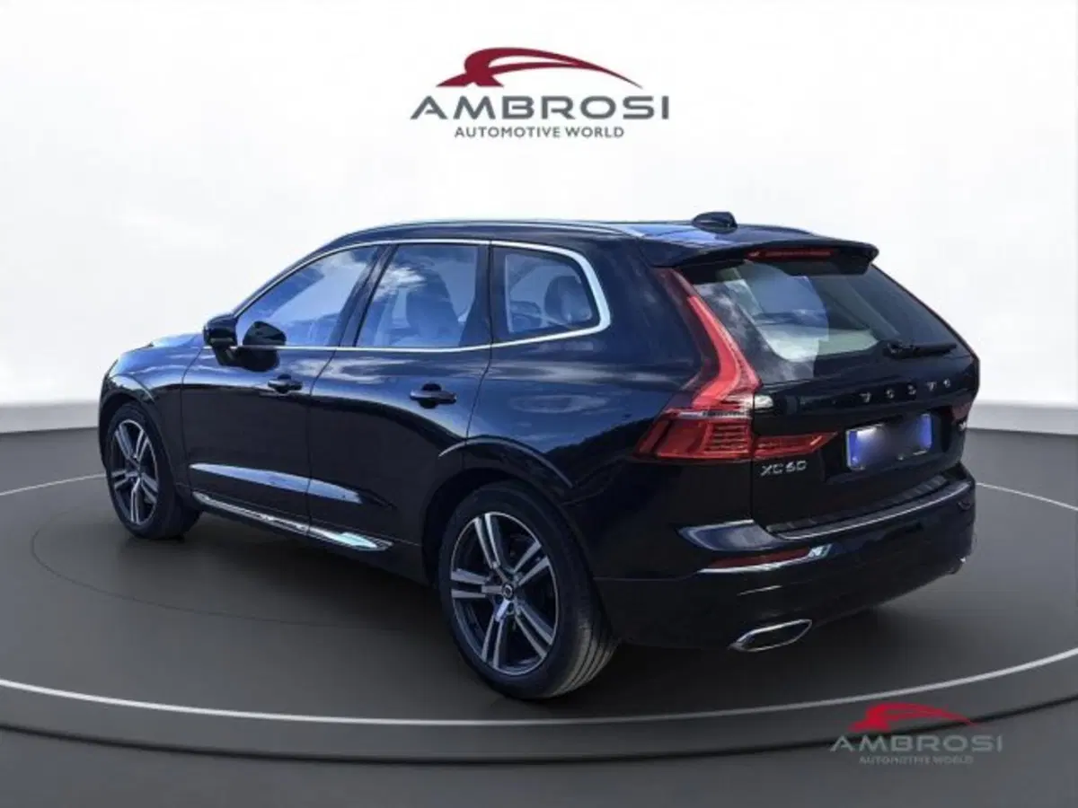 Volvo XC60 usata a Perugia (4)
