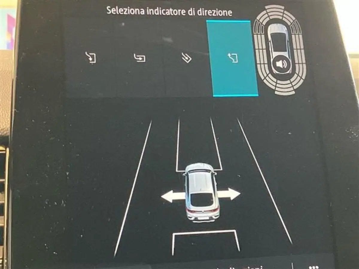 Renault Arkana usata a Como (15)