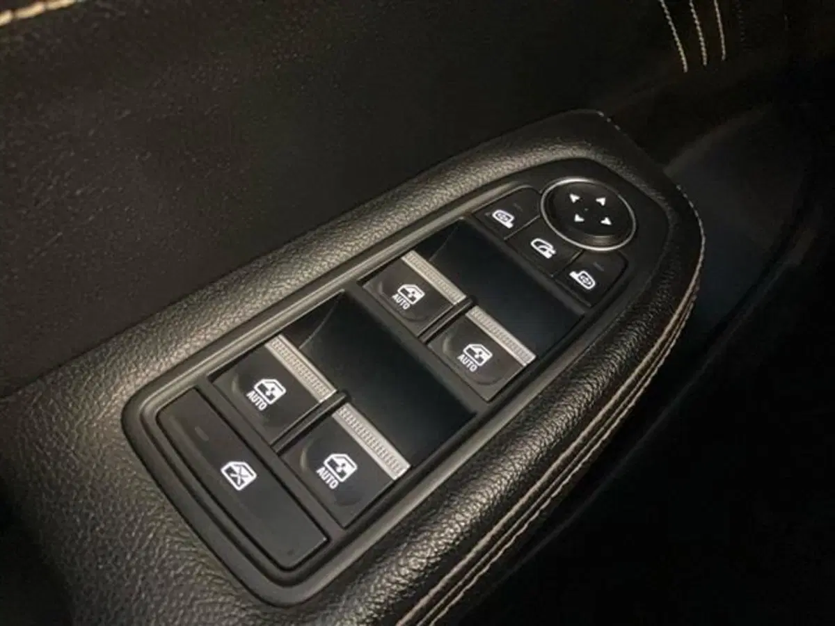 Renault Arkana usata a Como (20)