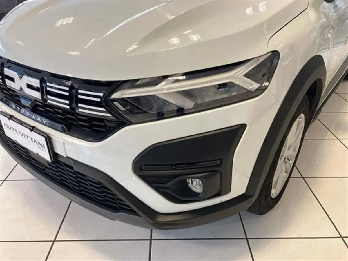 Dacia Sandero Stepway usata a Como (7)