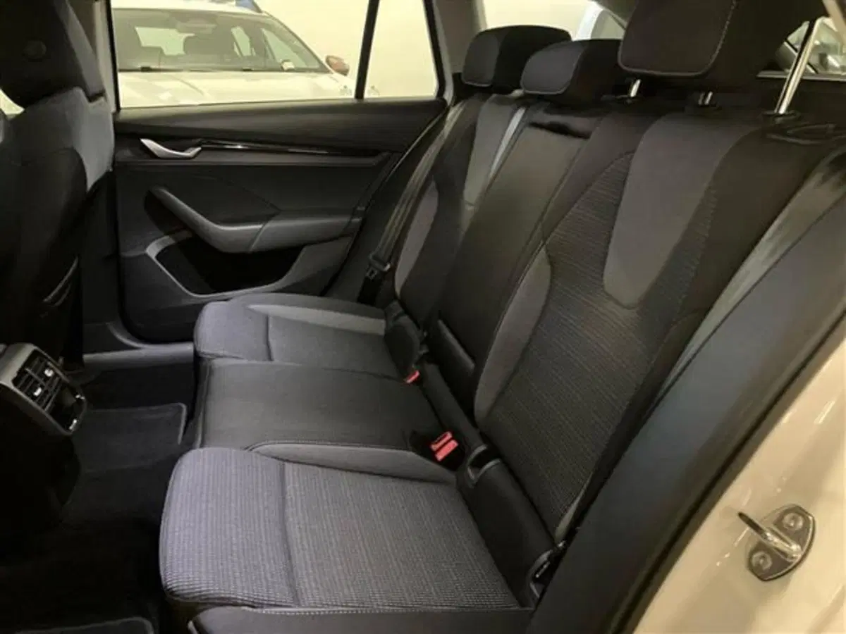 Skoda Octavia Station Wagon usata a Como (12)