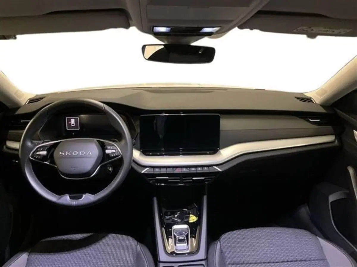 Skoda Octavia Station Wagon usata a Como (9)