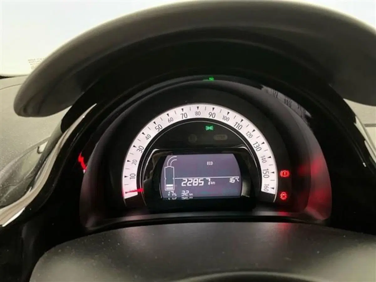 Renault Twingo usata a Como (13)