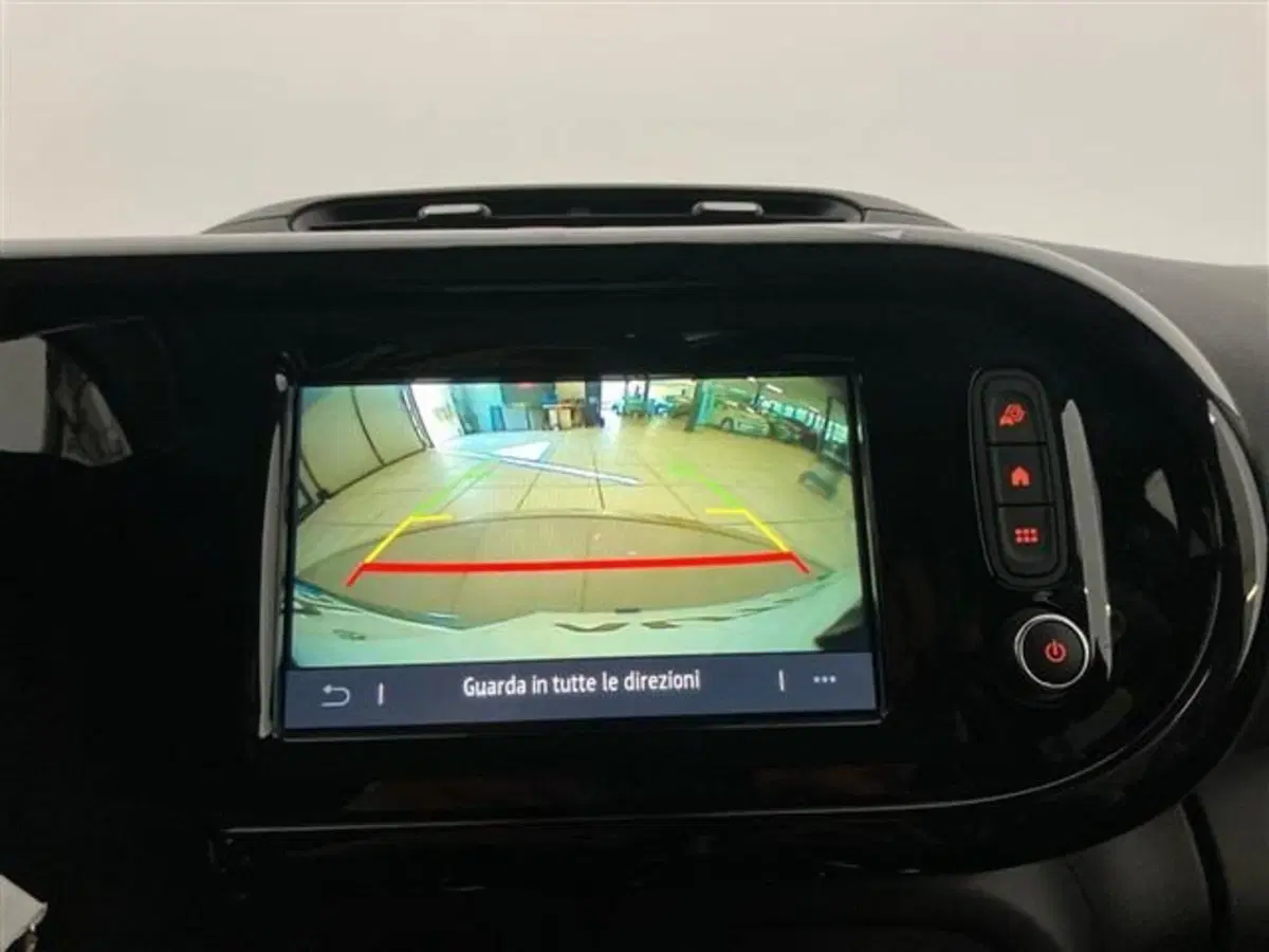 Renault Twingo usata a Como (14)