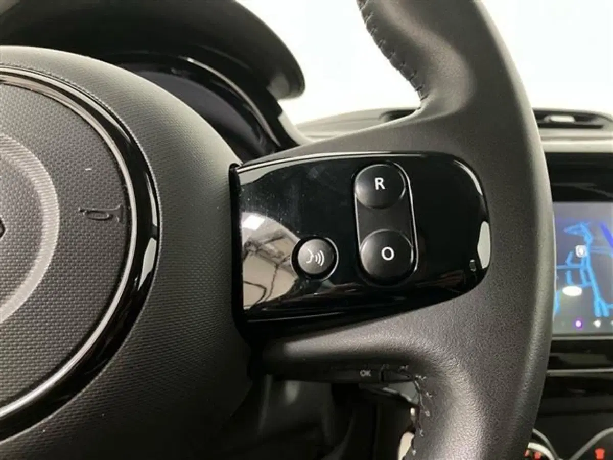 Renault Twingo usata a Como (18)