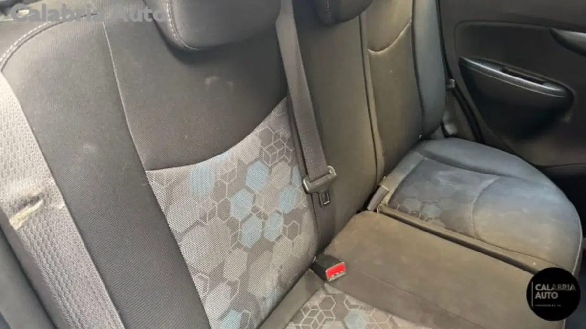 Opel Karl usata a Reggio Calabria (15)