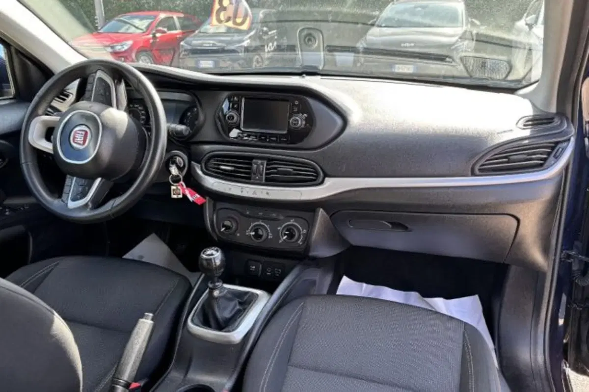 Fiat Tipo usata a Latina (9)