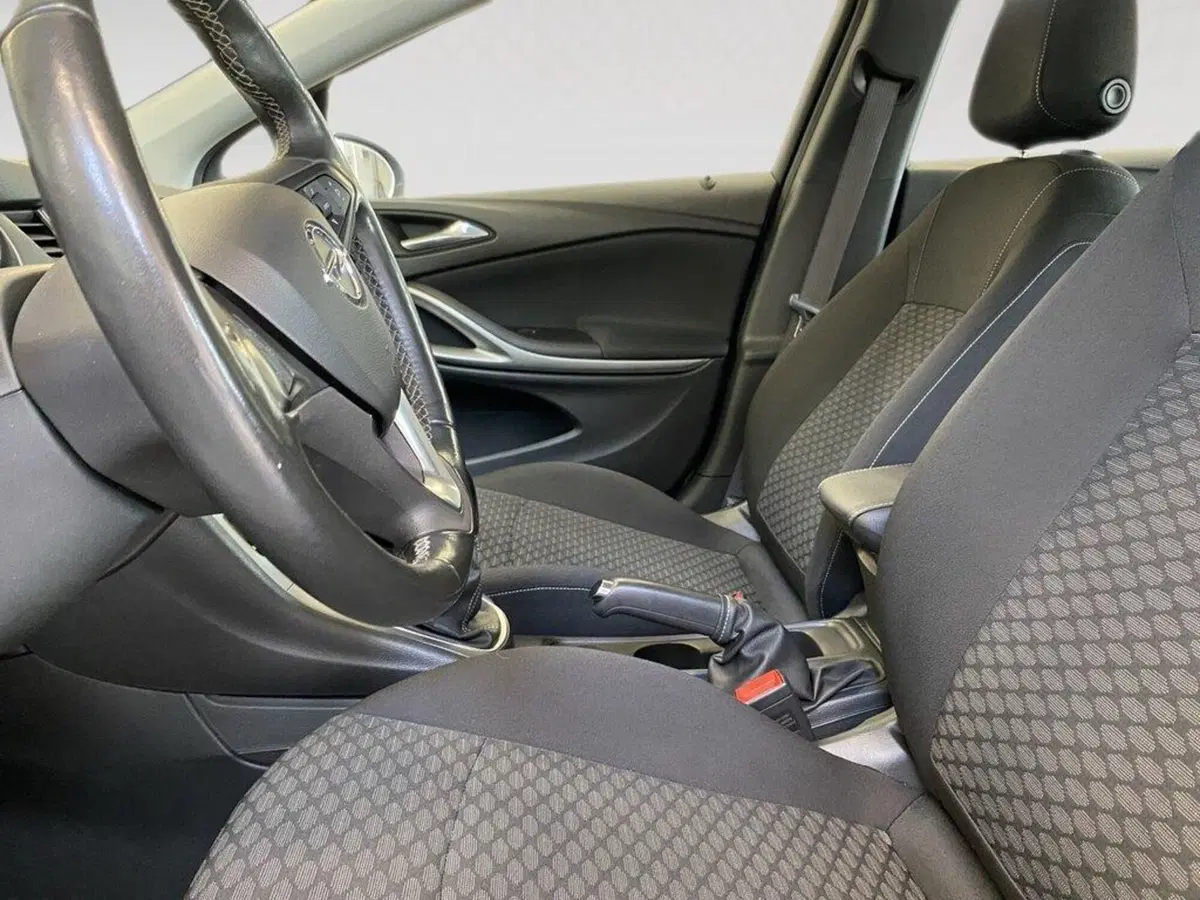 Opel Astra Station Wagon usata a Torino (7)