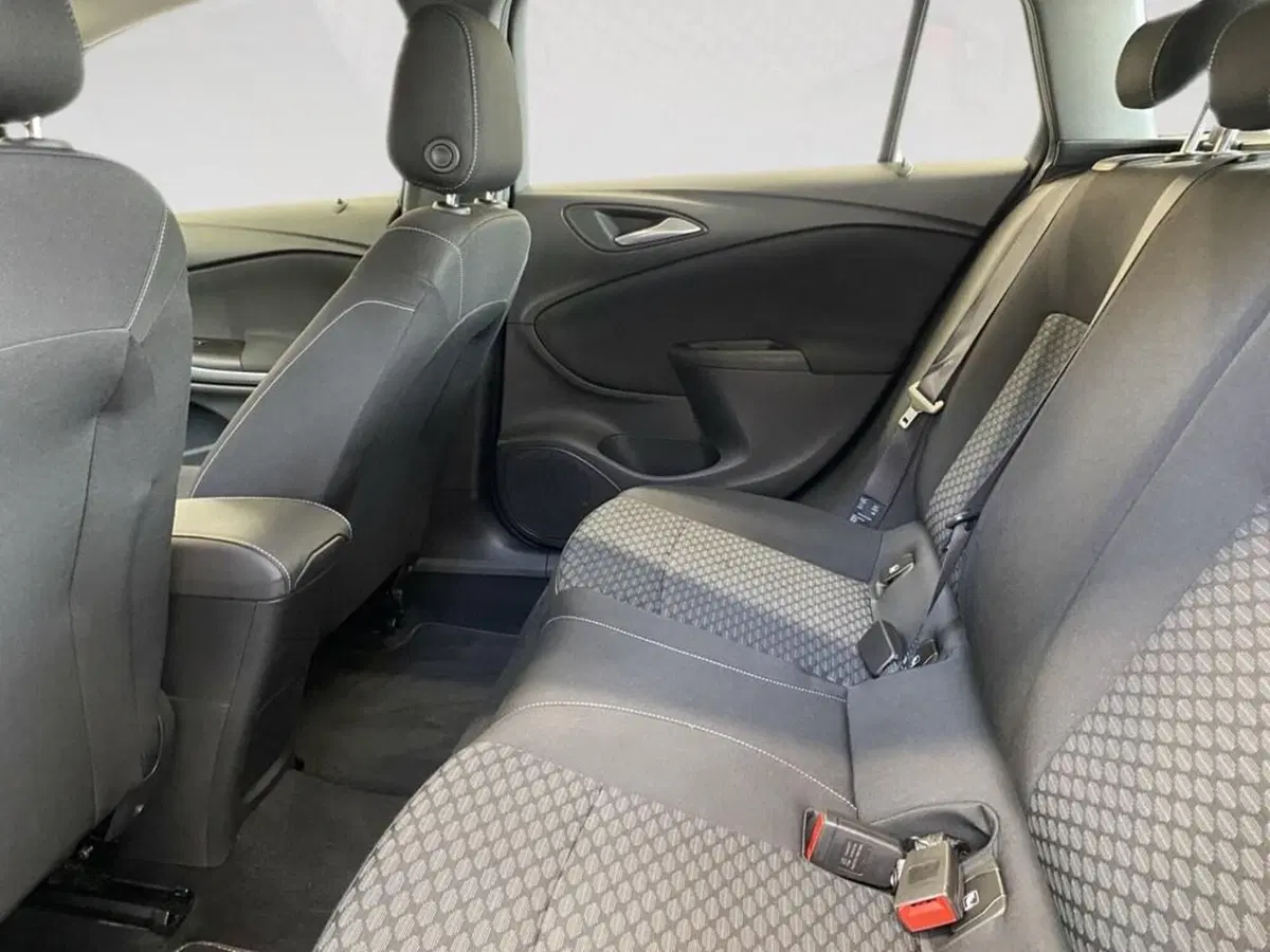 Opel Astra Station Wagon usata a Torino (8)