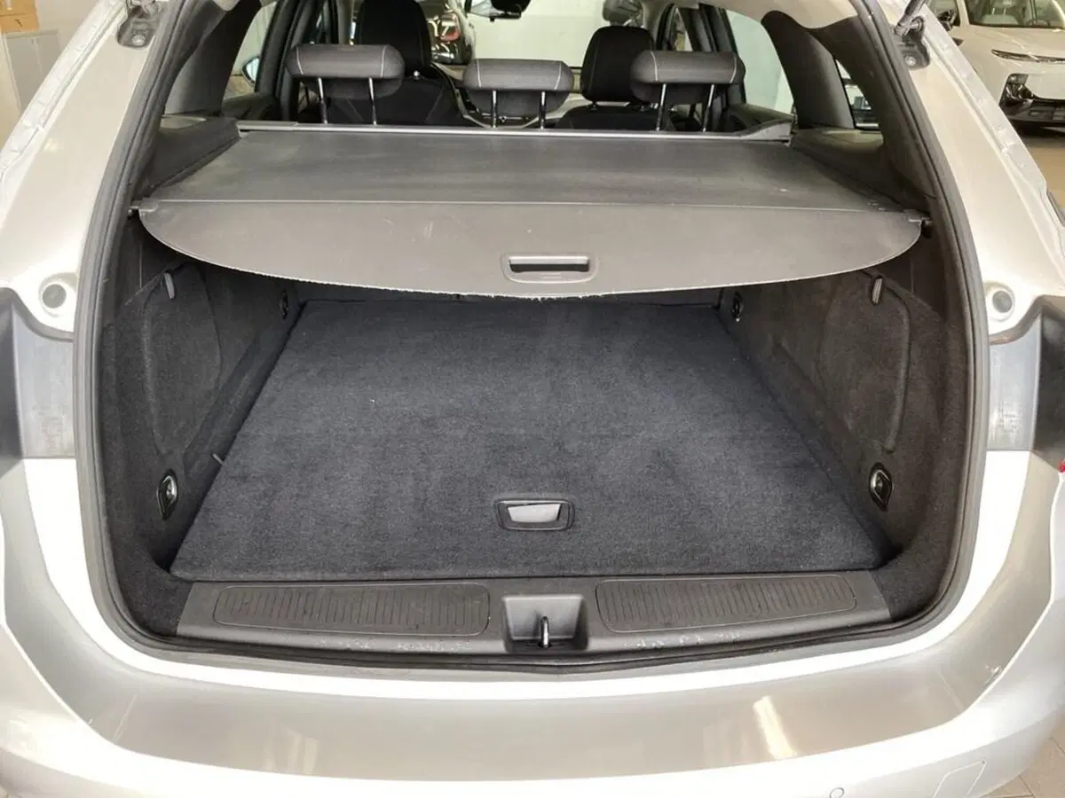 Opel Astra Station Wagon usata a Torino (9)