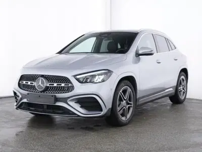 Mercedes-Benz GLA SUV 180 AMG Line Advanced Plus Digital Edition auto del 2025 usata a Magenta