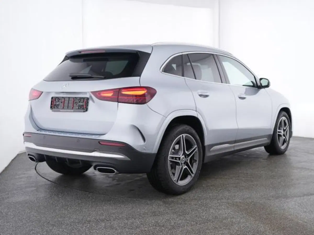 Mercedes-Benz GLA SUV usata a Milano (3)