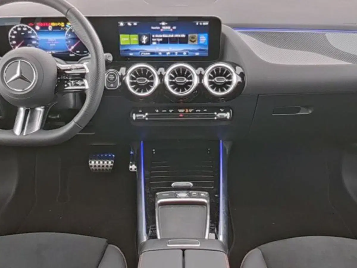 Mercedes-Benz GLA SUV usata a Milano (5)