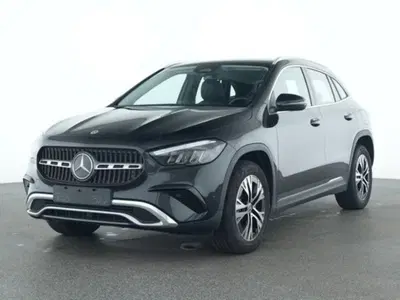 Mercedes-Benz GLA SUV 180 Progressive Advanced Plus auto del 2025 usata a Magenta