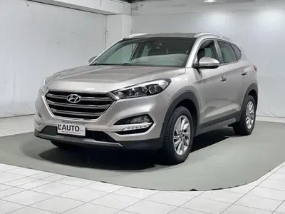 Hyundai Tucson 2.0 CRDi 4WD Comfort del 2016 usata a Montagna in Valtellina