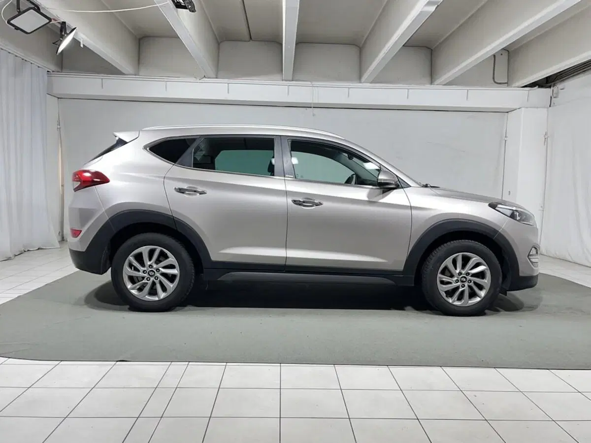 Hyundai Tucson usata a Sondrio (6)