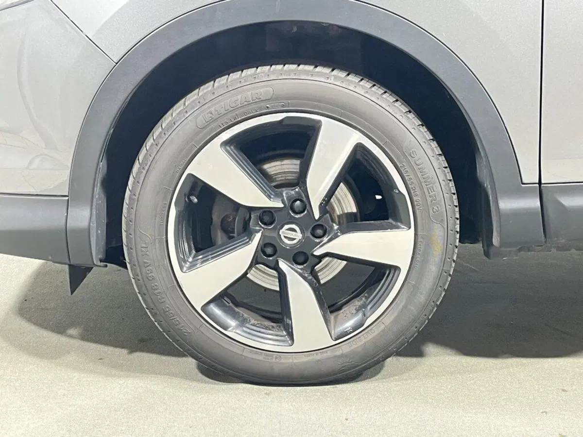 Nissan Qashqai usata a Sondrio (9)