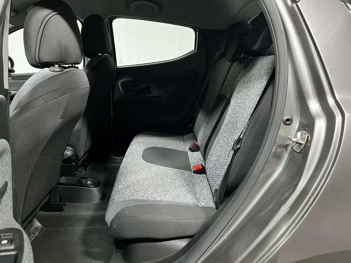Lancia Ypsilon usata a Sondrio (11)