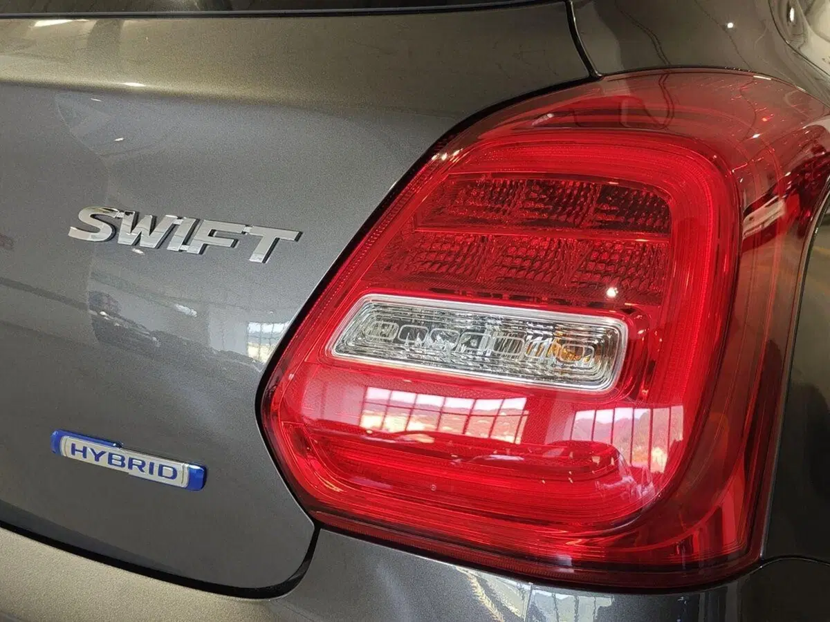 Suzuki Swift usata a Genova (19)