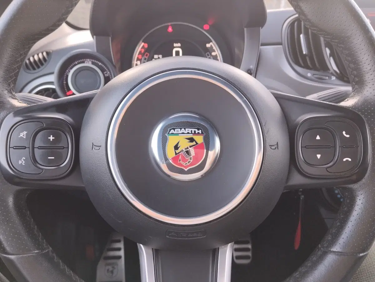 Abarth 595 usata a Asti (7)