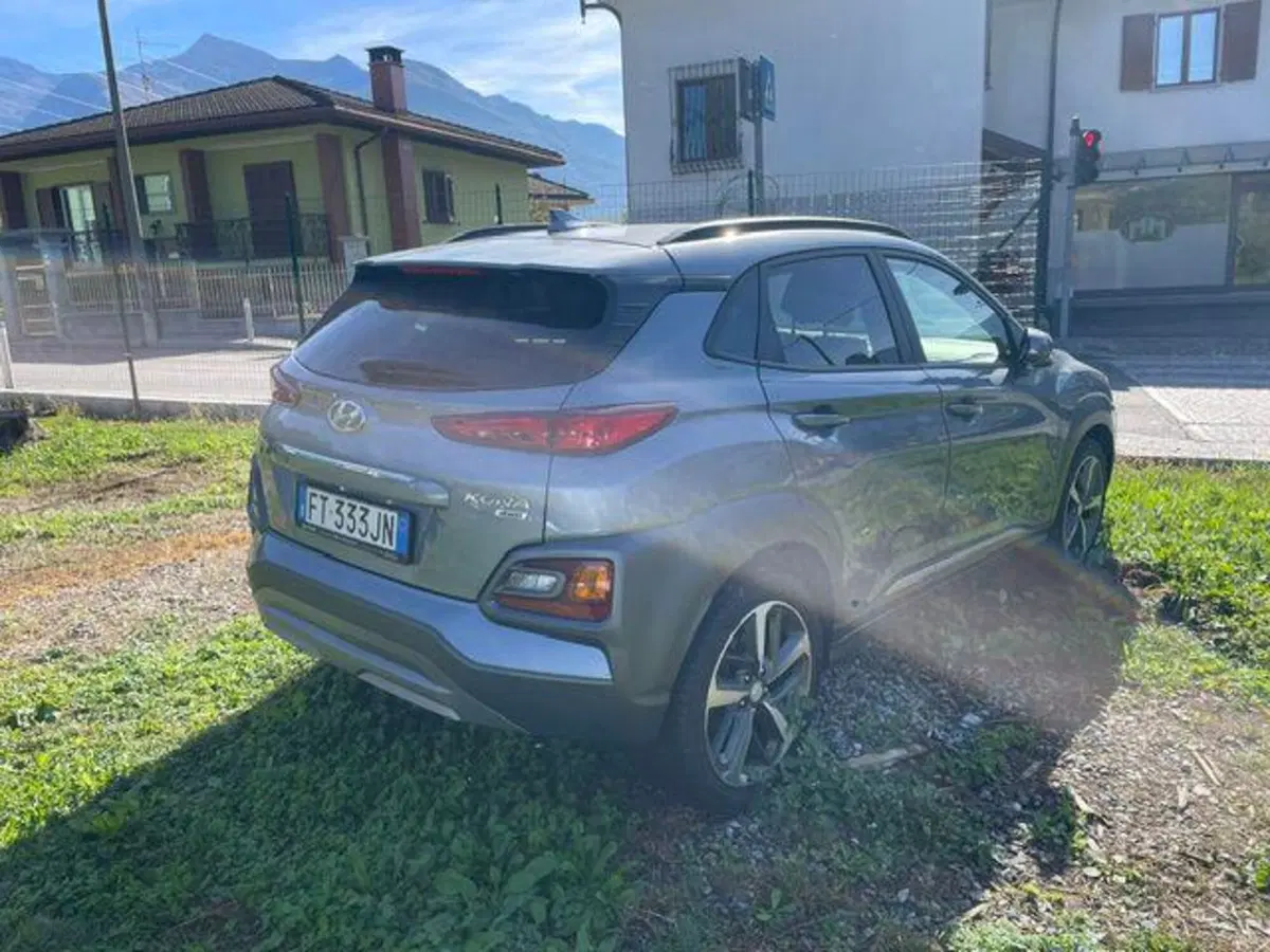 Hyundai Kona usata a Verbano Cusio Ossola (4)