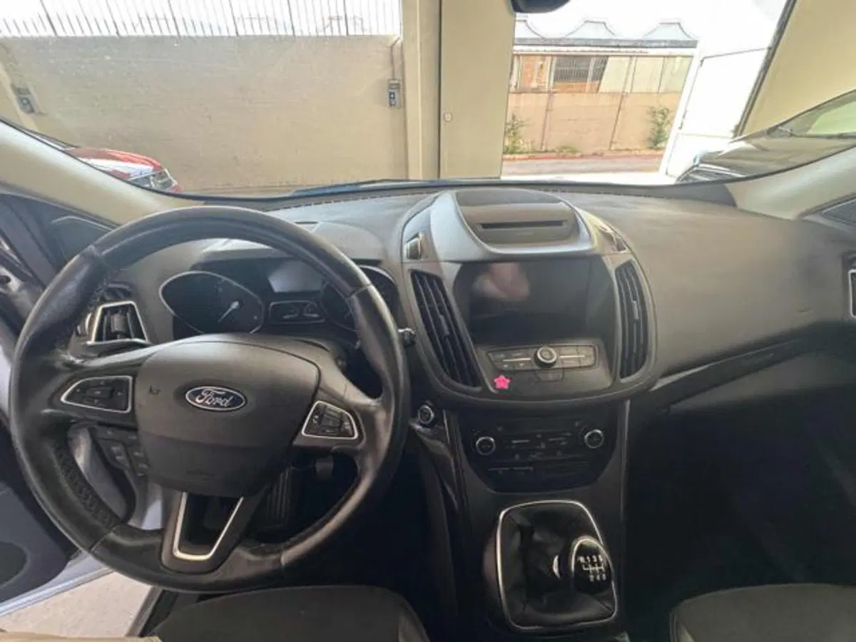 Ford Kuga usata a Bologna (10)