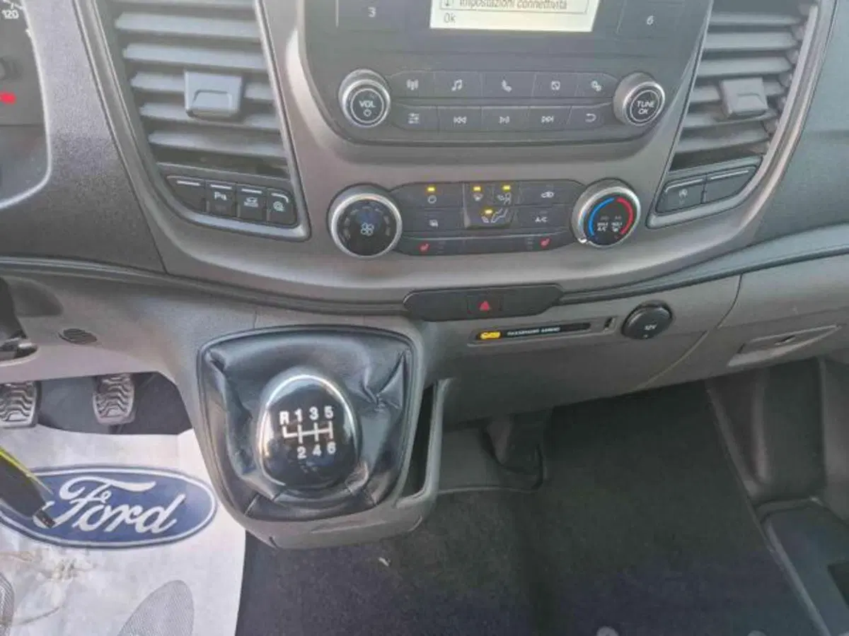 Ford Transit Custom Furgone usata a Bologna (15)