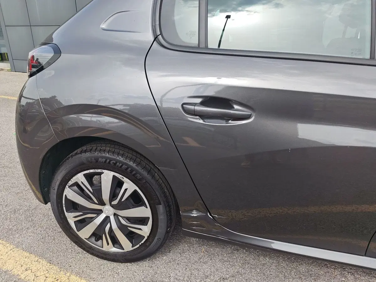 Peugeot 208 usata a Monza e Brianza (19)