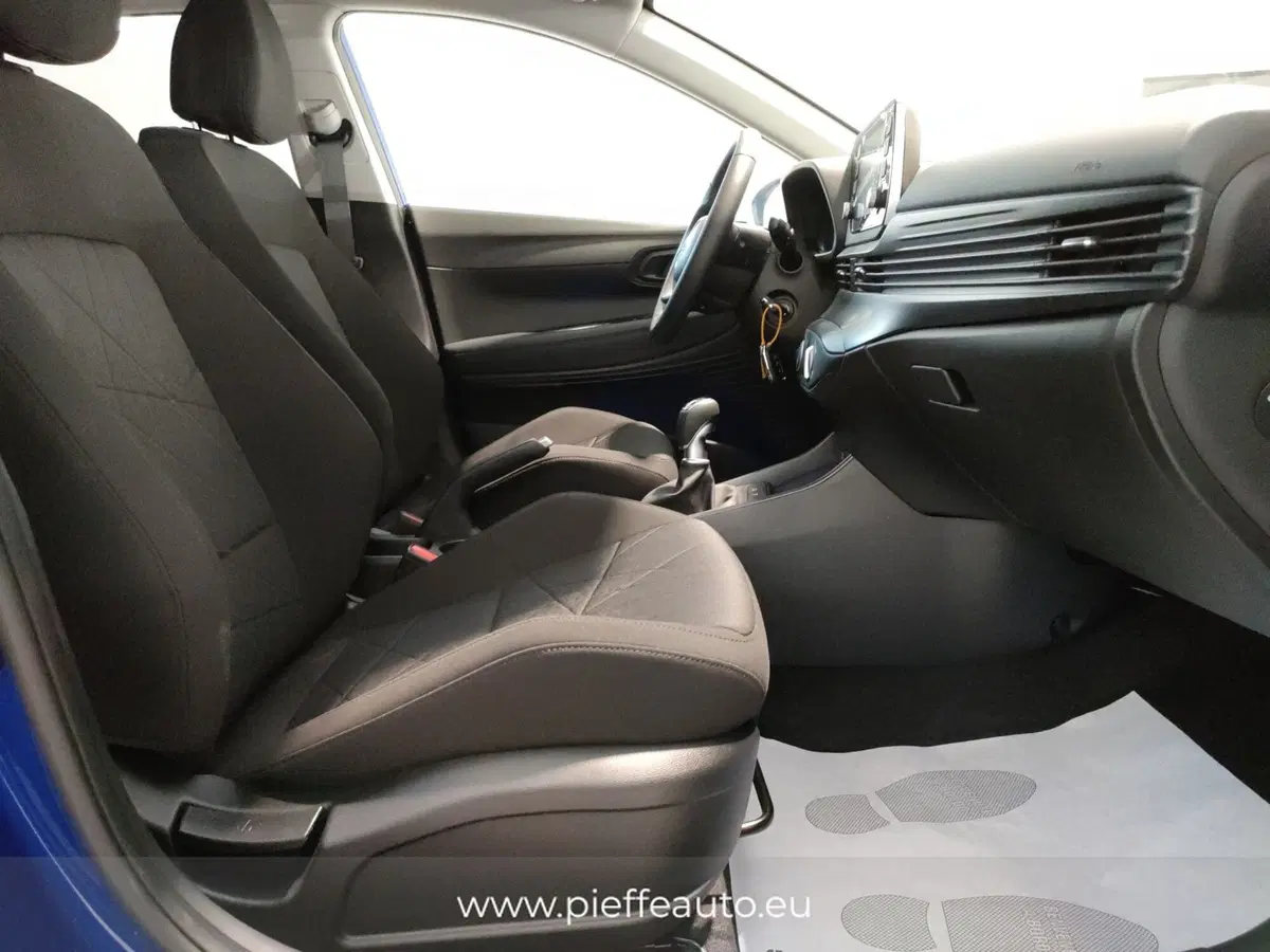 Hyundai Bayon nuova a L'Aquila (15)