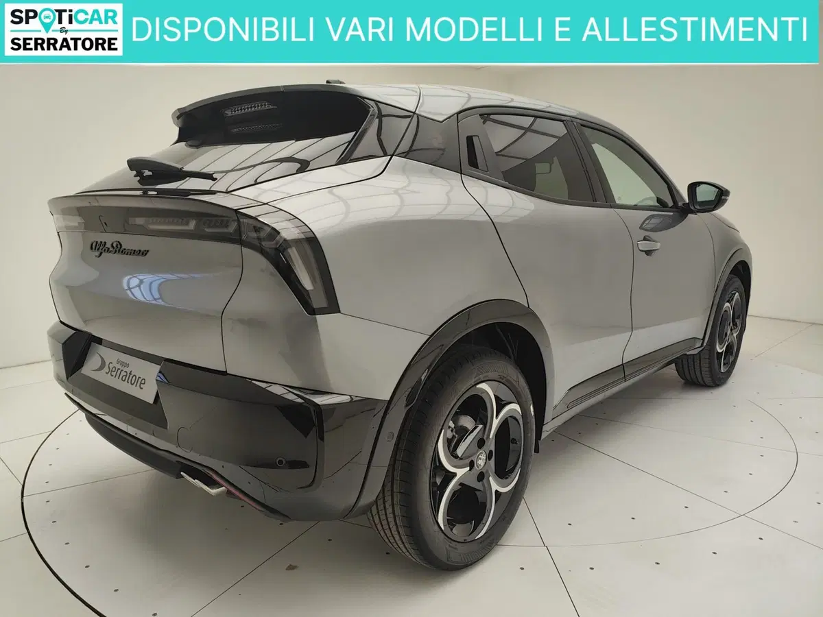 Alfa Romeo Junior nuova a Como (10)