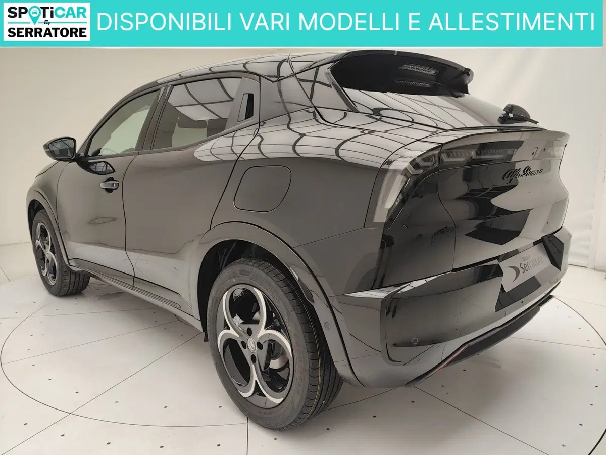Alfa Romeo Junior nuova a Como (5)