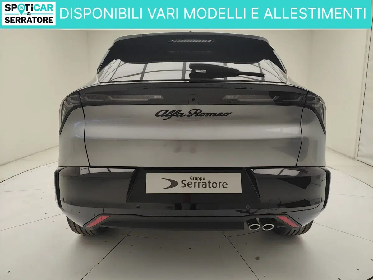 Alfa Romeo Junior nuova a Como (9)
