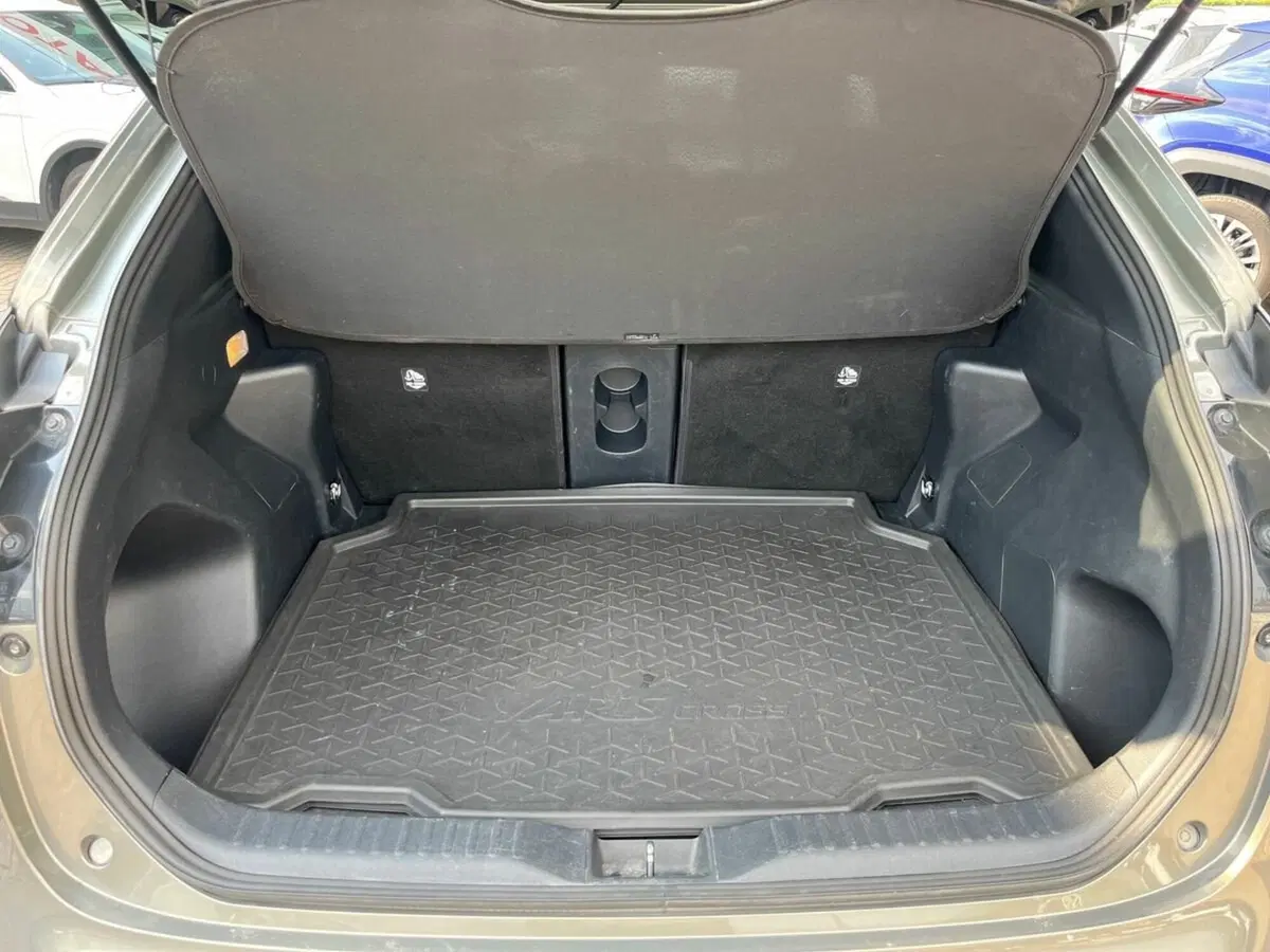 Toyota Yaris Cross usata a Sondrio (5)