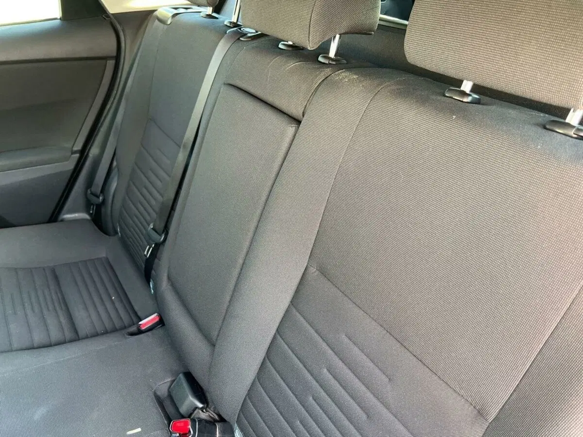 Toyota Auris usata a Sondrio (11)