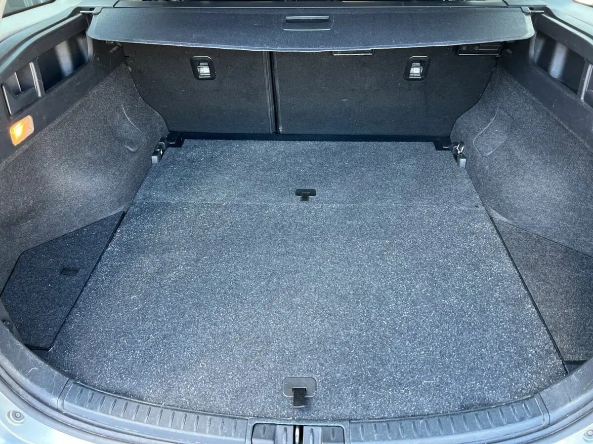 Toyota Auris usata a Sondrio (12)