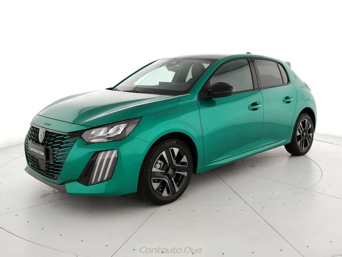 Peugeot 208 nuova a Caserta