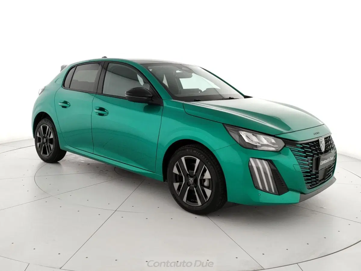 Peugeot 208 nuova a Caserta (3)